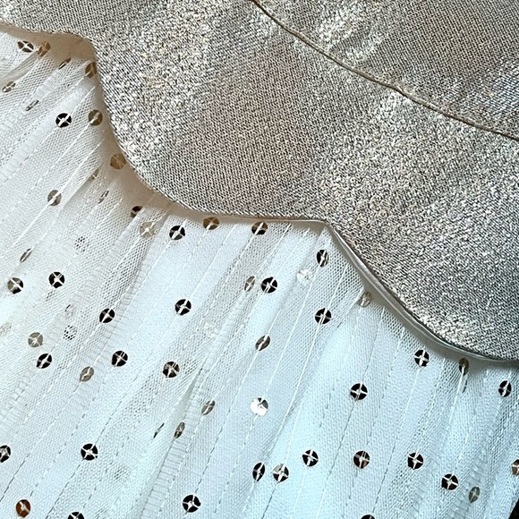 Cat & Jack Girls NWOT Gold & Cream Holiday Dress - Picture 5 of 5